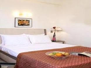 Hotel Komfort Terraces Μπανγκαλόρ Εξωτερικό φωτογραφία